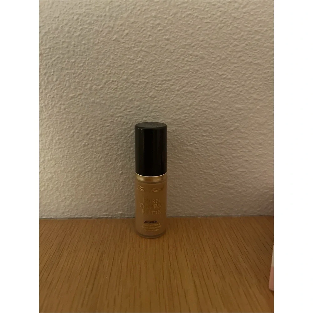 Too Faced Born This Way Matte 24 Hour Foundation Warm Sand 5 ML 2 Pack